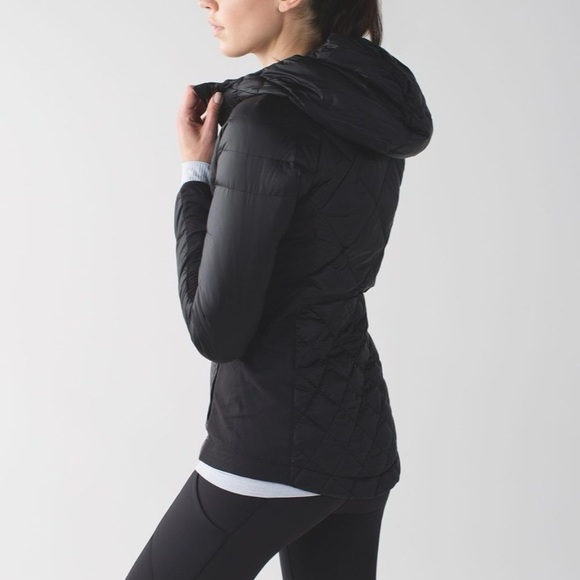 2015 Lululemon Down For A Run Jacket Coat Black Size 6 Rare Excellent Condition - Picture 3 of 11